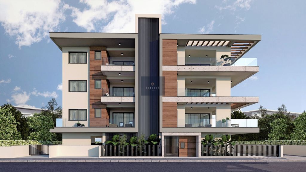 Property photo 2 of 3