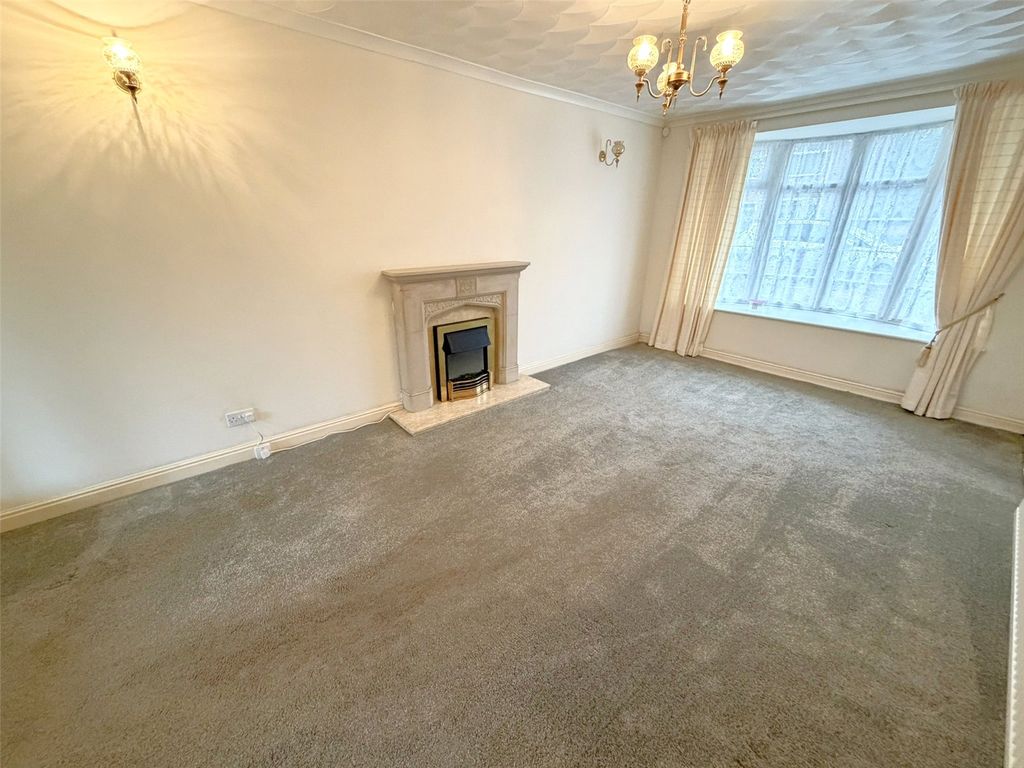 Property photo 3 of 19 Picture No. 14