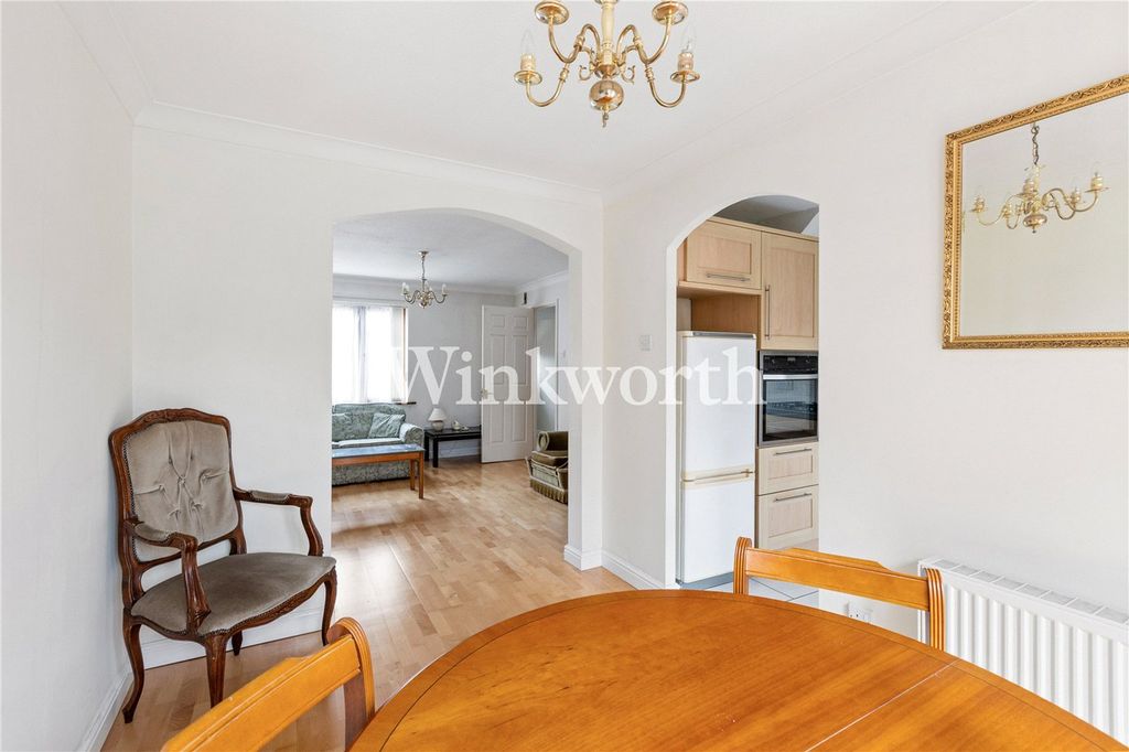 Property photo 3 of 13 Picture No. 09