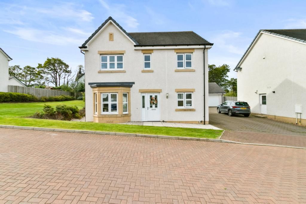 Property photo 1 of 35
