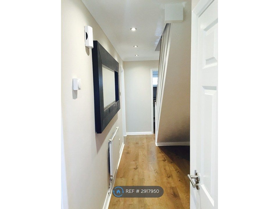 Property photo 2 of 19 Entrance View