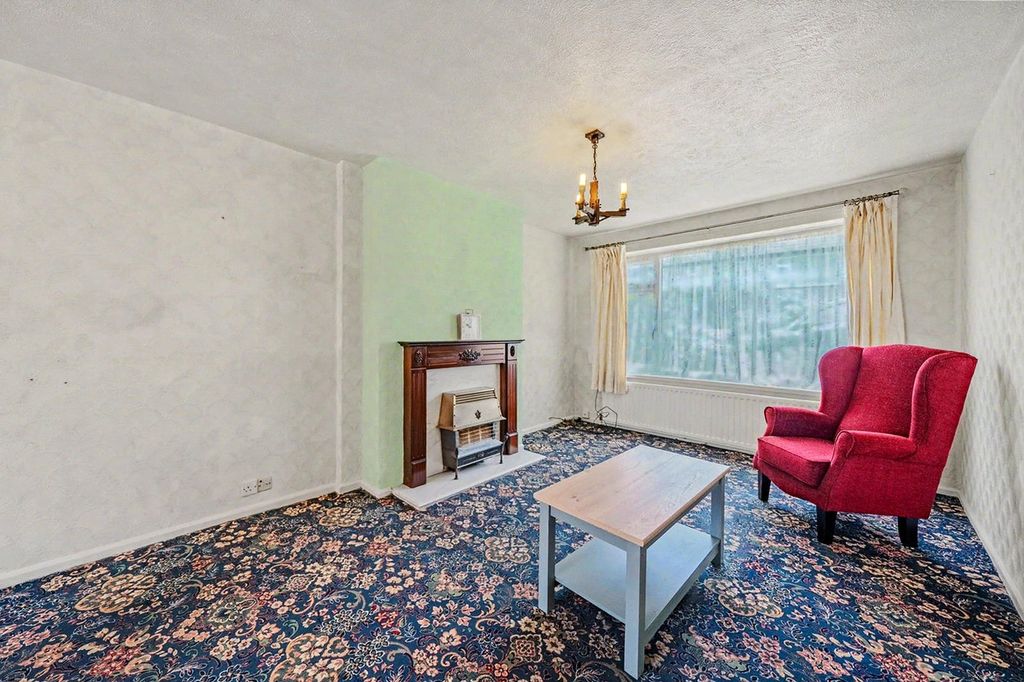 Property photo 3 of 15 Living Room