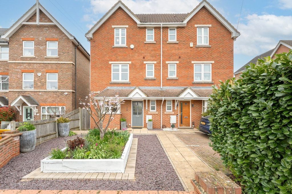 Property photo 2 of 23 Picture No. 22