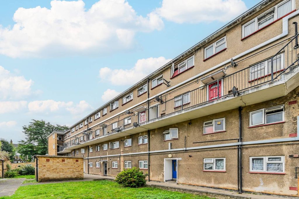 Property photo 1 of 7