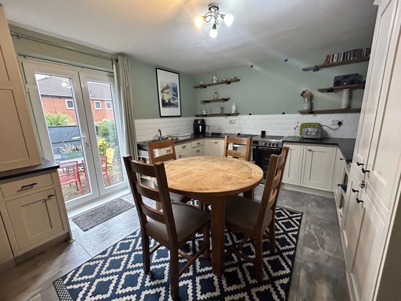 Property photo 3 of 13 Photo 10