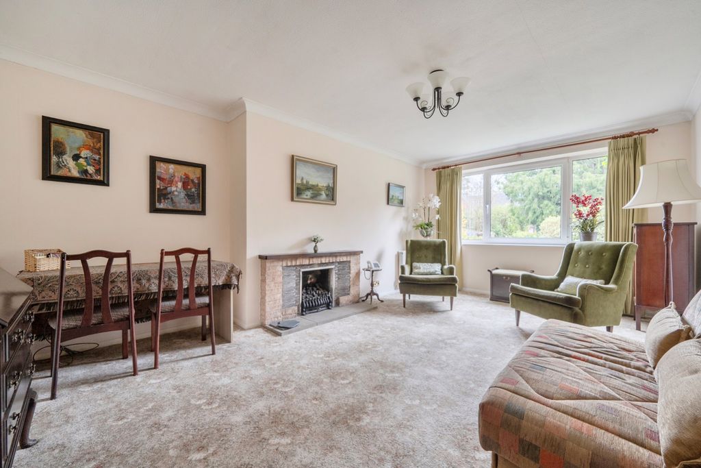 Property photo 2 of 22 Picture No. 19