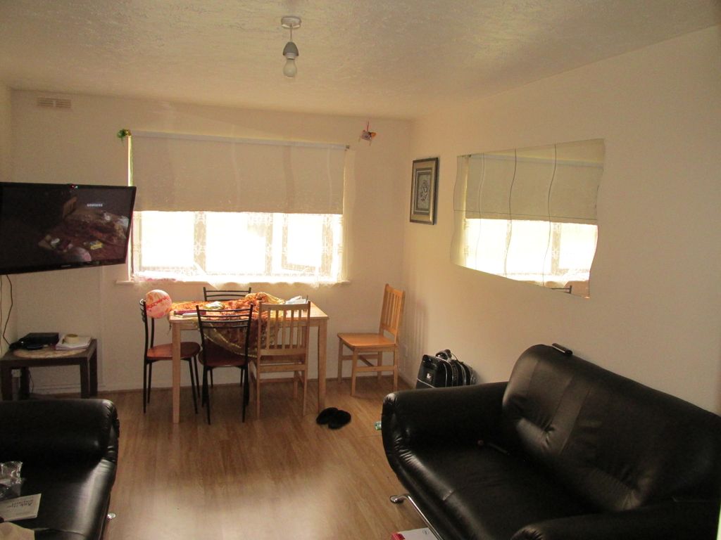 Property photo 2 of 5