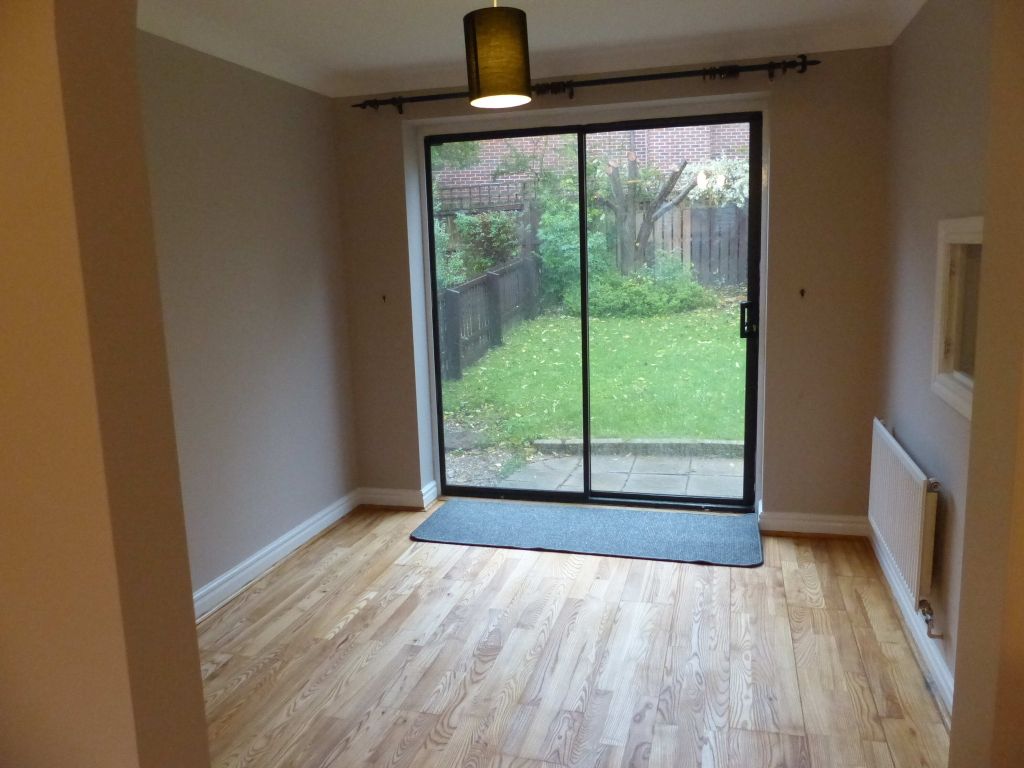 Property photo 3 of 12 Photo