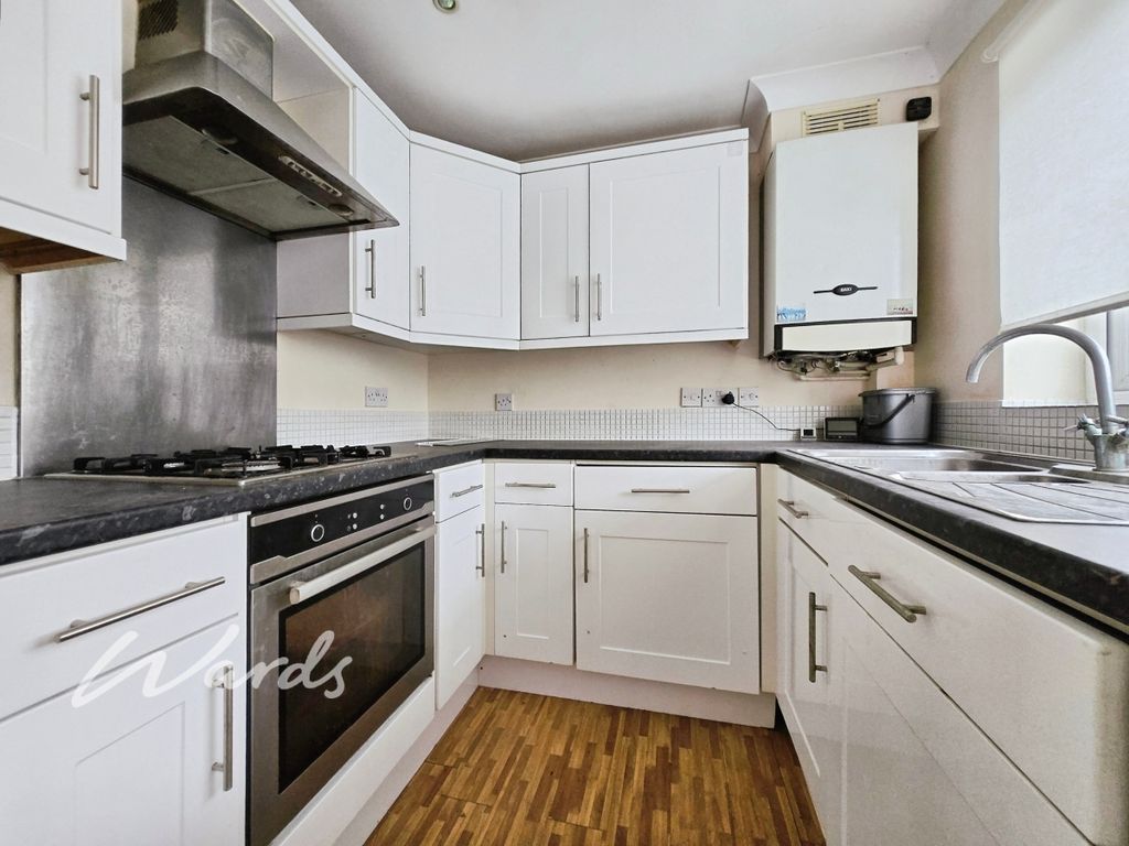 Property photo 2 of 9 7153Ccb4-5827