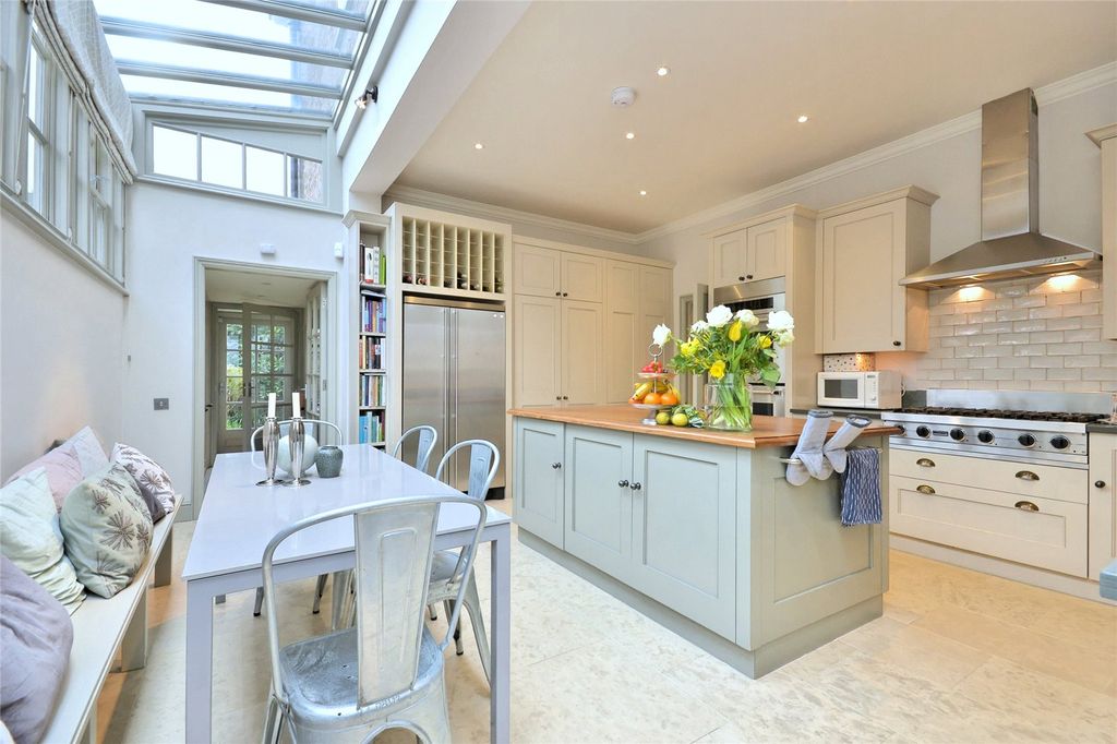 Property photo 3 of 18 Picture No. 13