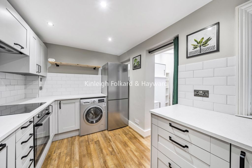 Property photo 3 of 6 140Ab9Ed-722B-4A9B-8