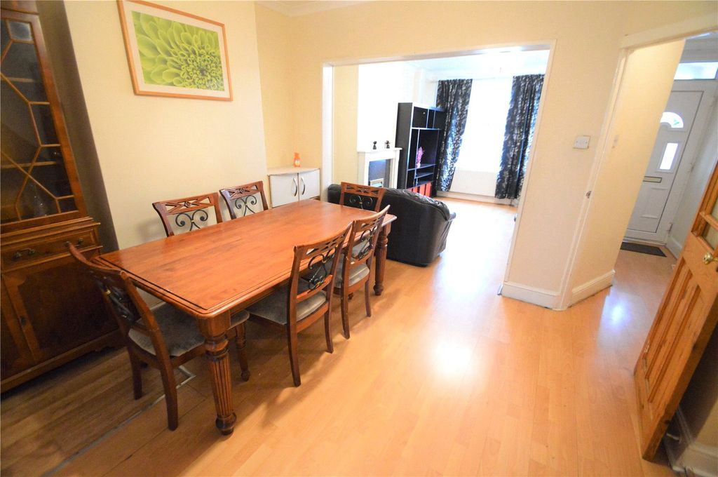 Property photo 2 of 13 Picture No. 05