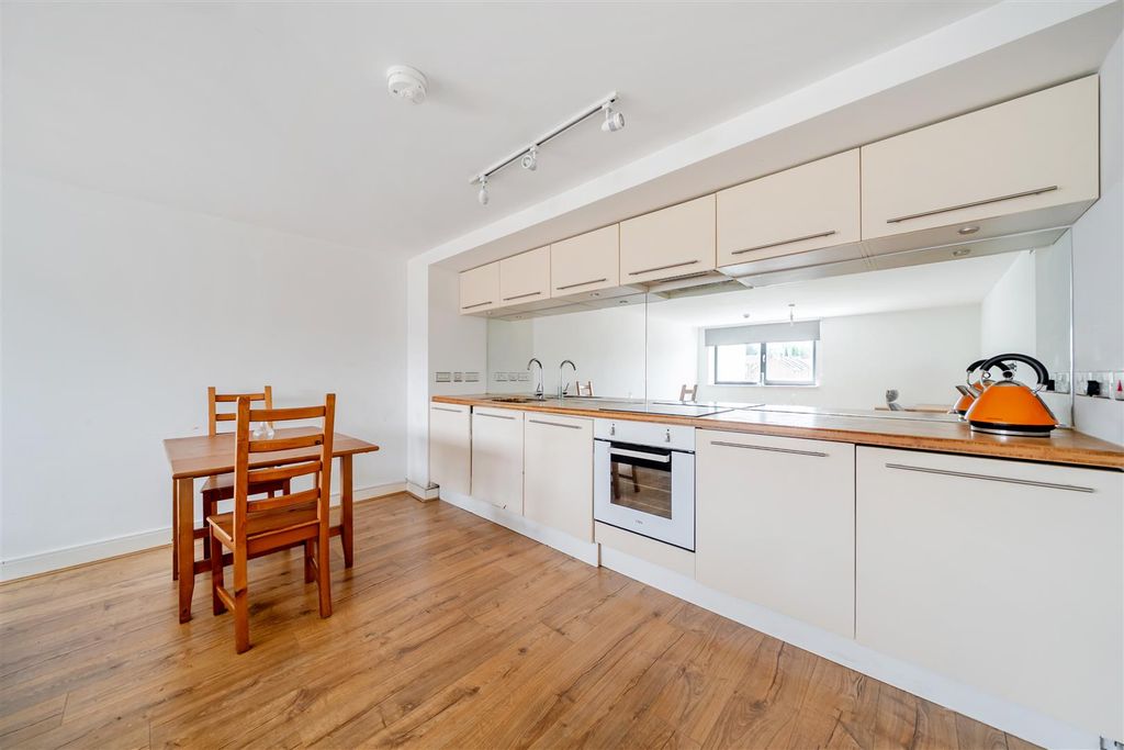 Property photo 2 of 11 1479221-3-6A314Fbb5bbc5.Jpg
