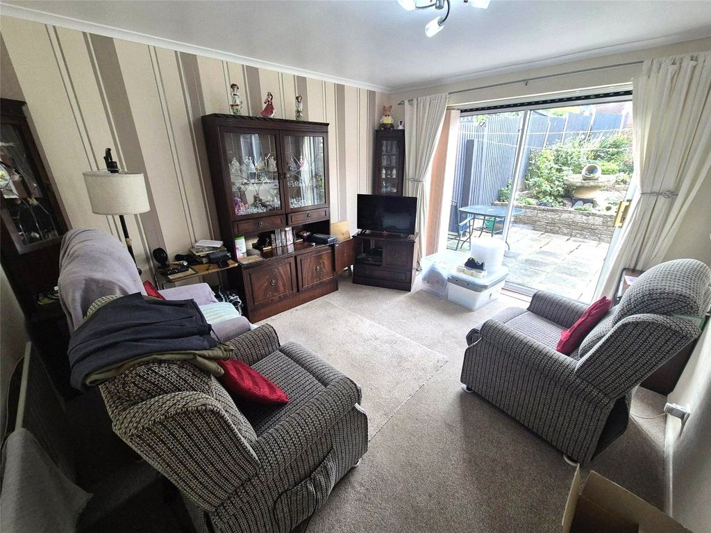 Property photo 3 of 13 Picture No. 18