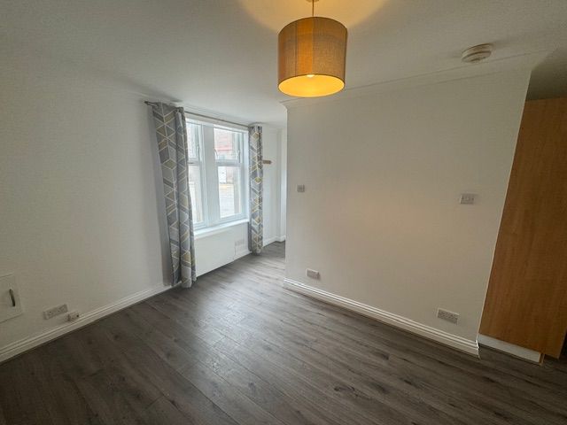 Property photo 2 of 7 Photo 2