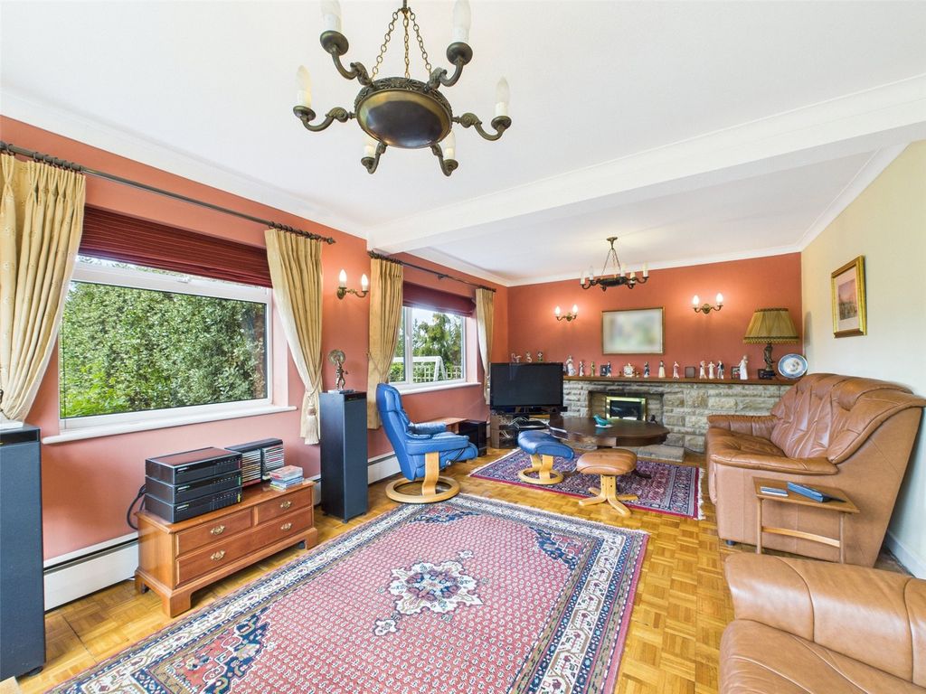 Property photo 3 of 23 Picture No. 34