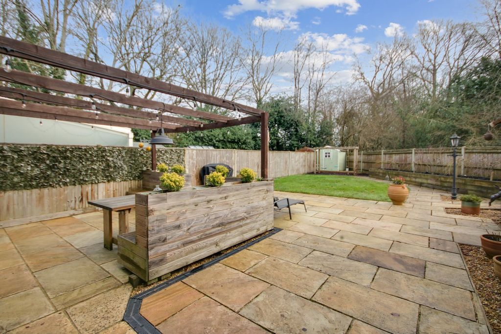 Property photo 2 of 10