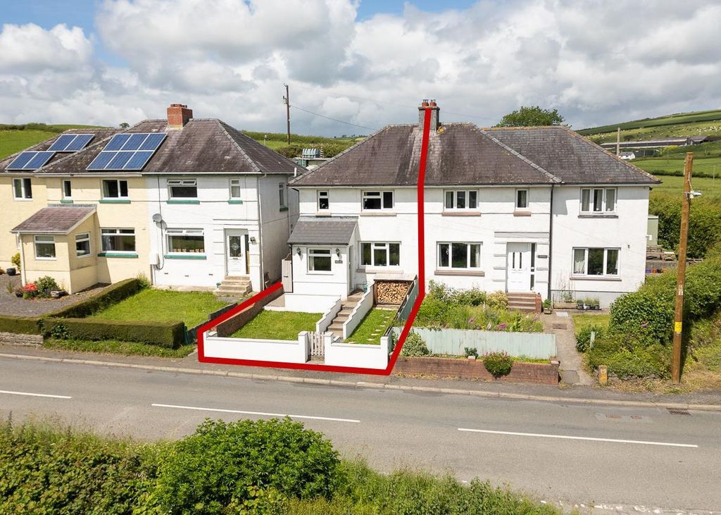 Property photo 1 of 20 Nantgaredig.Jpg
