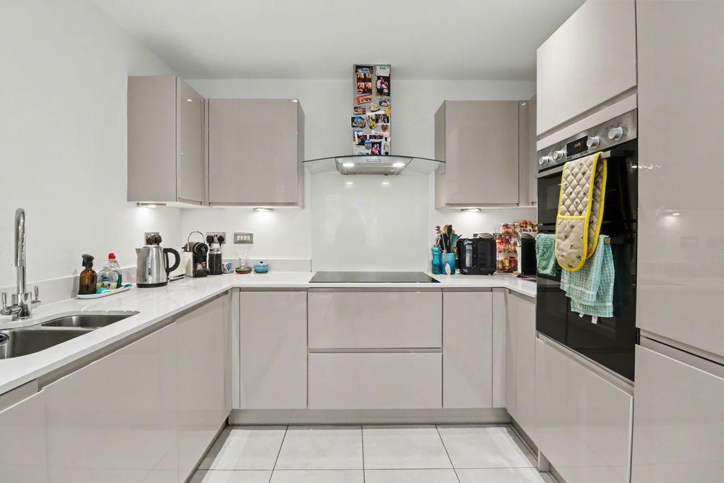 Property photo 2 of 28 Img_7697