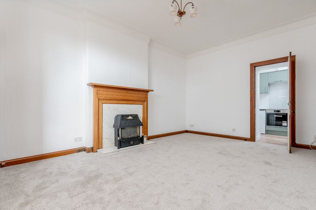 Property photo 3 of 14 Picture No. 22