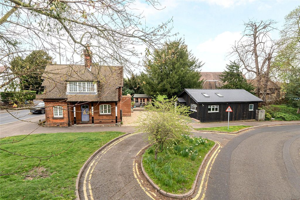 Property photo 1 of 25 Lodge And Bungalow