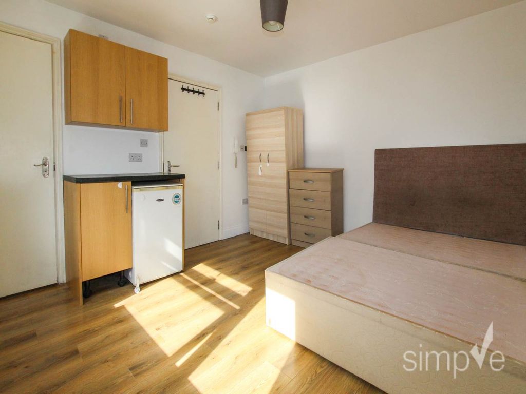 Property photo 3 of 6 Img_5392