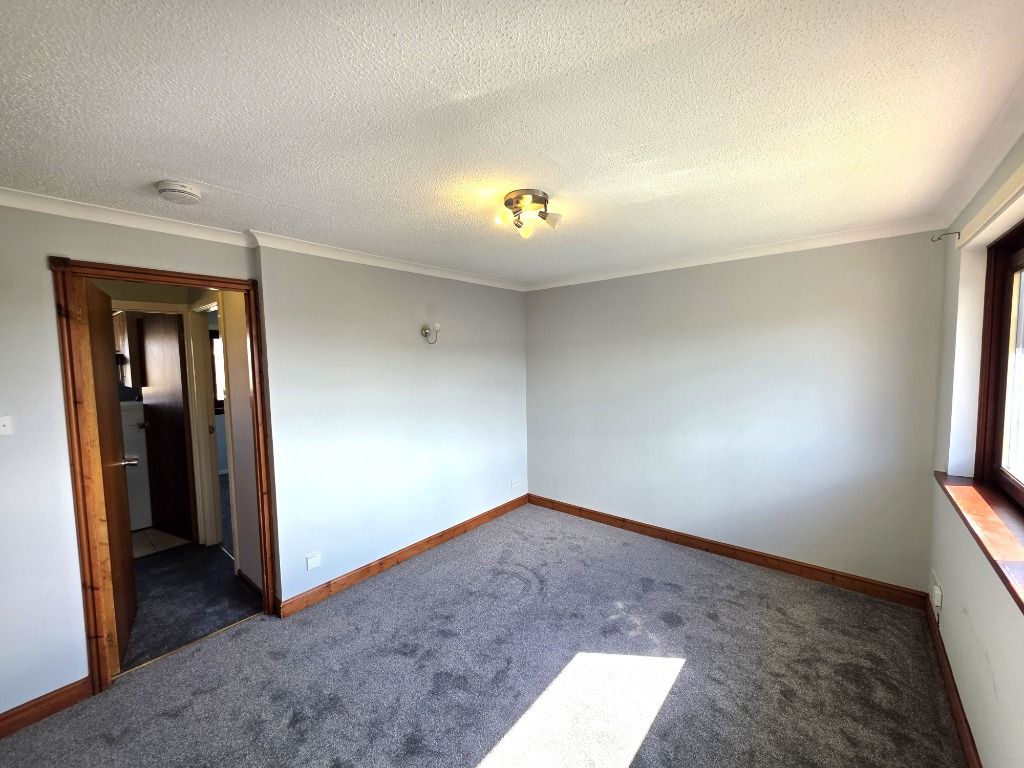 Property photo 3 of 9 Photo 3