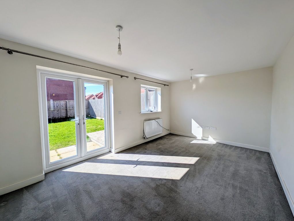 Property photo 3 of 18 Picture No. 16