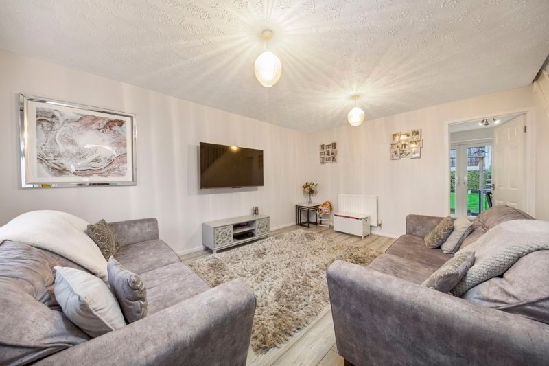 Property photo 3 of 27 Living-Room