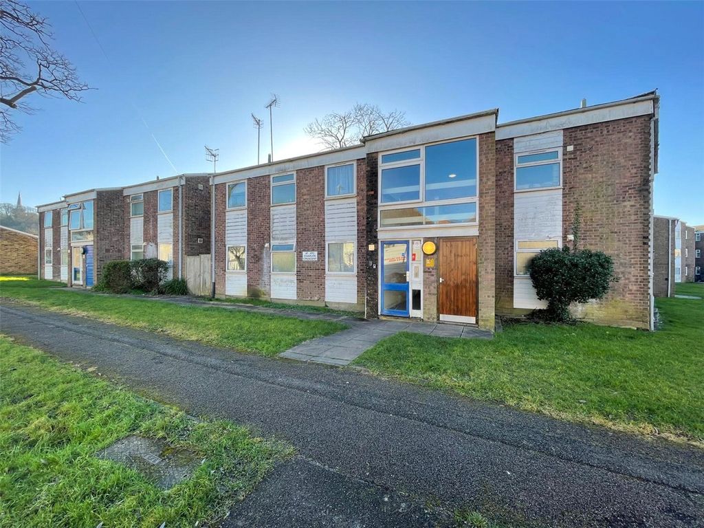 Property photo 1 of 6 External