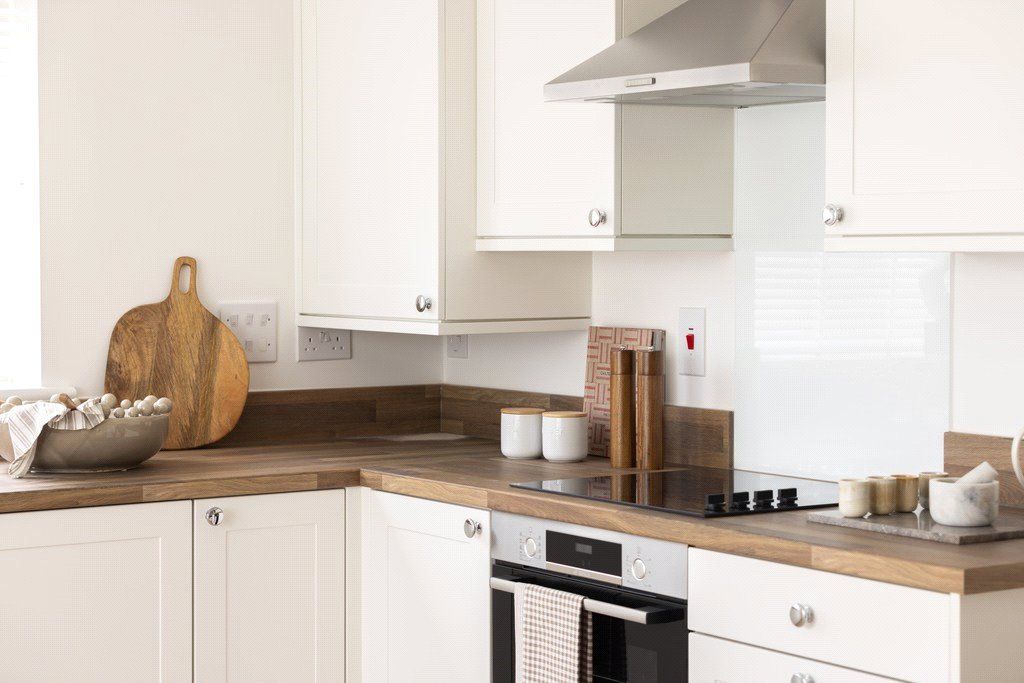 Property photo 2 of 10 Kitchen