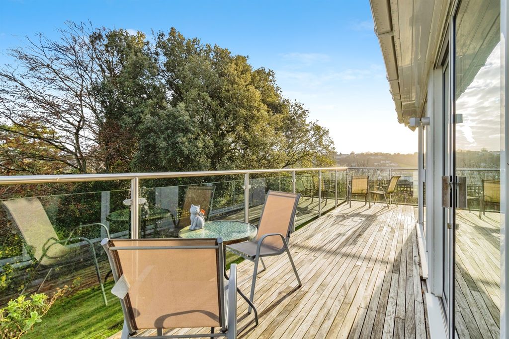 Additional image 31 of 4 bed detached house for salePetroc Drive, Newton Abbot TQ12