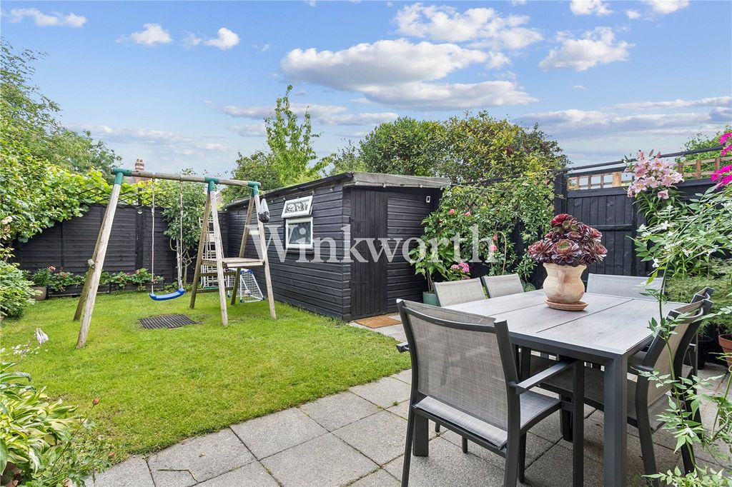 Property photo 3 of 14 Picture No. 10