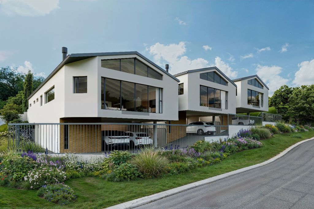 Property photo 1 of 9 Sw1722365