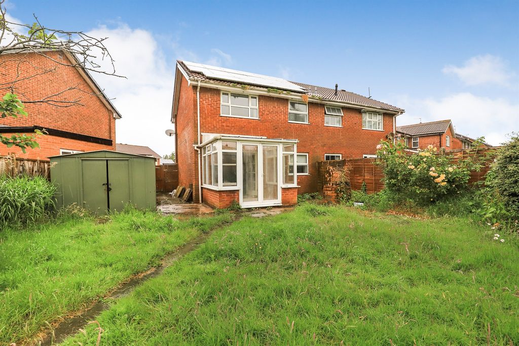 Property photo 2 of 19