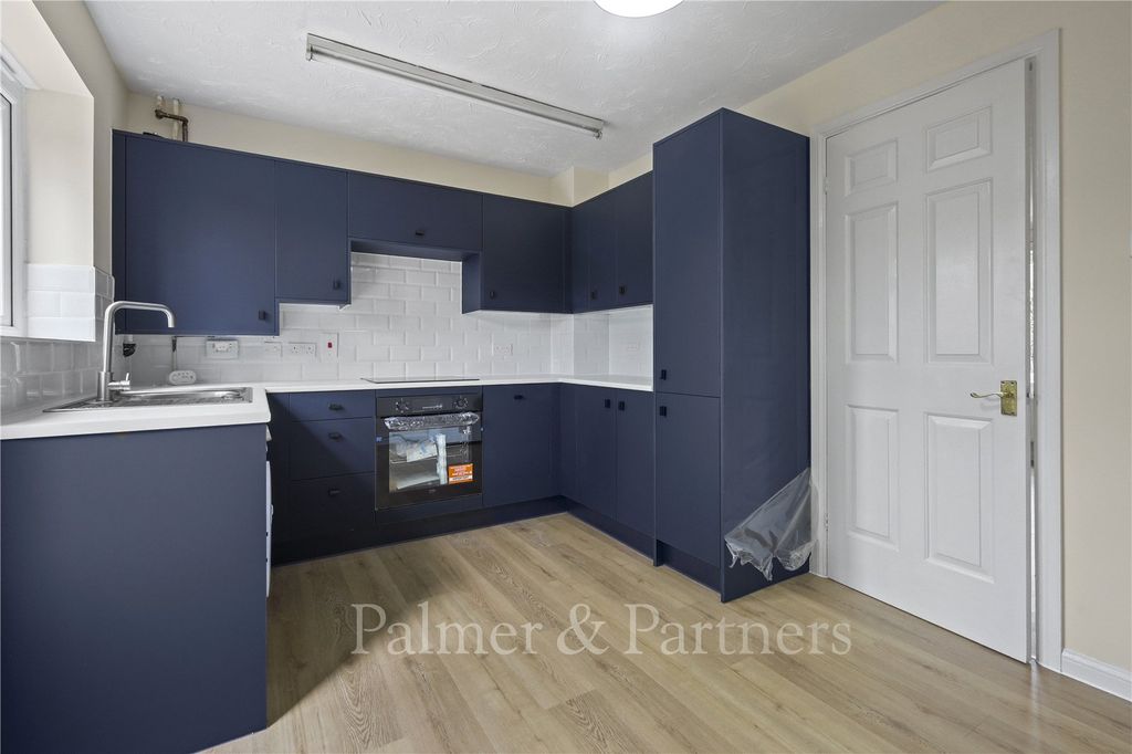 Property photo 2 of 11 Picture No. 09