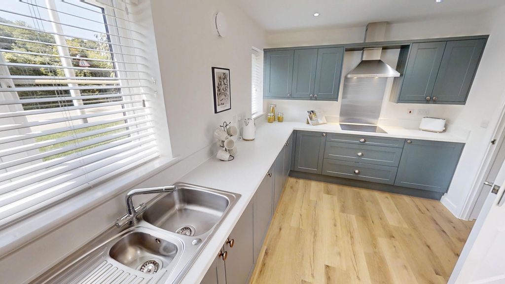 Property photo 3 of 26