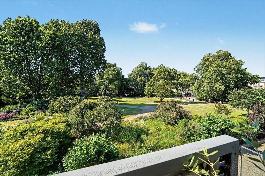 Property photo 2 of 14 Picture No. 04