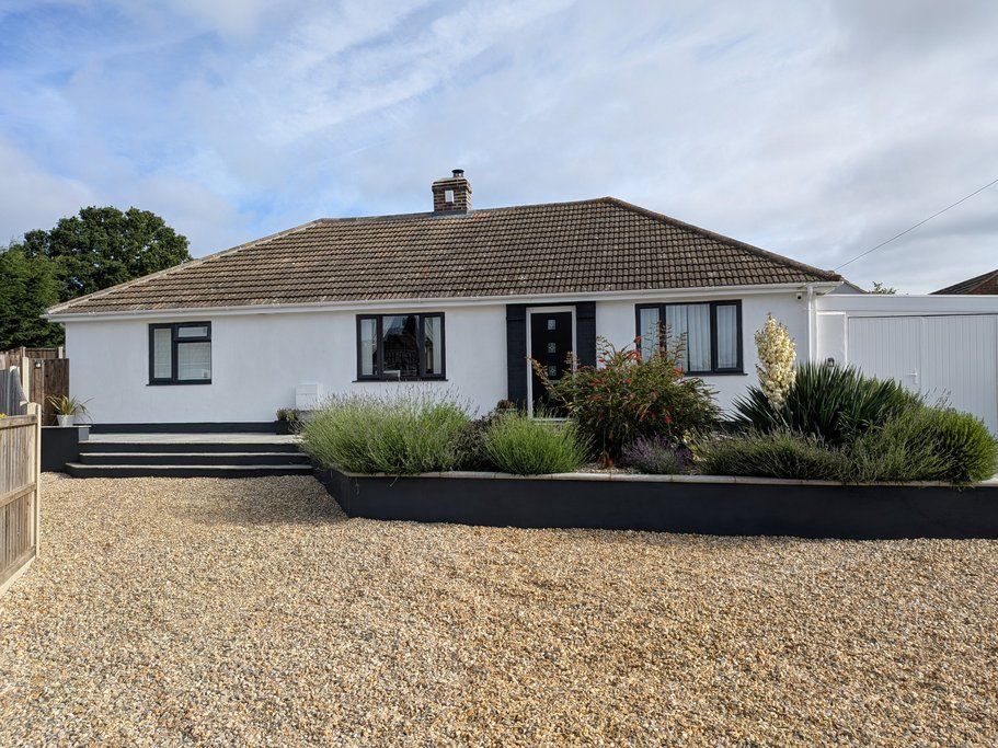 Property photo 2 of 11