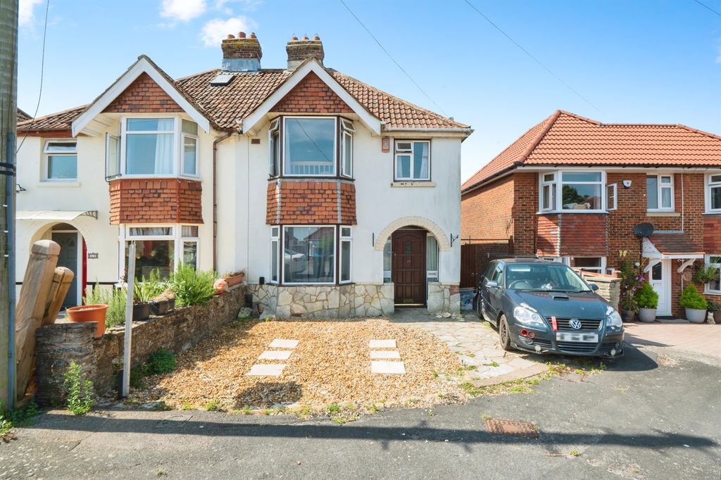 Property photo 1 of 13