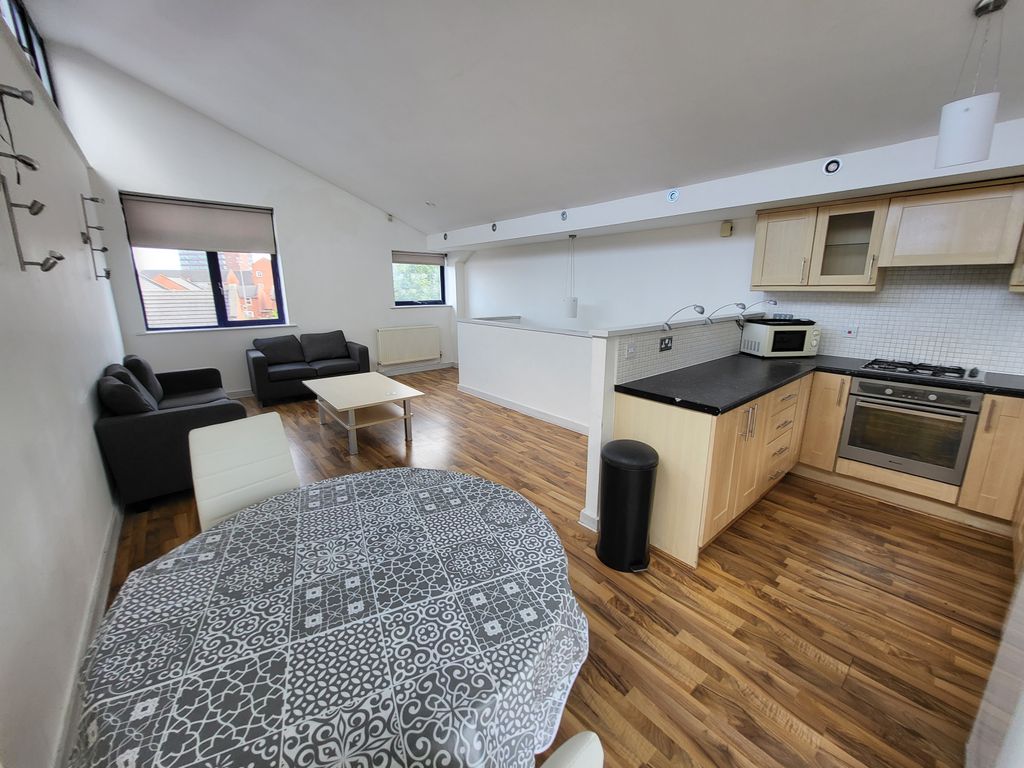 Property photo 2 of 16 Gallery