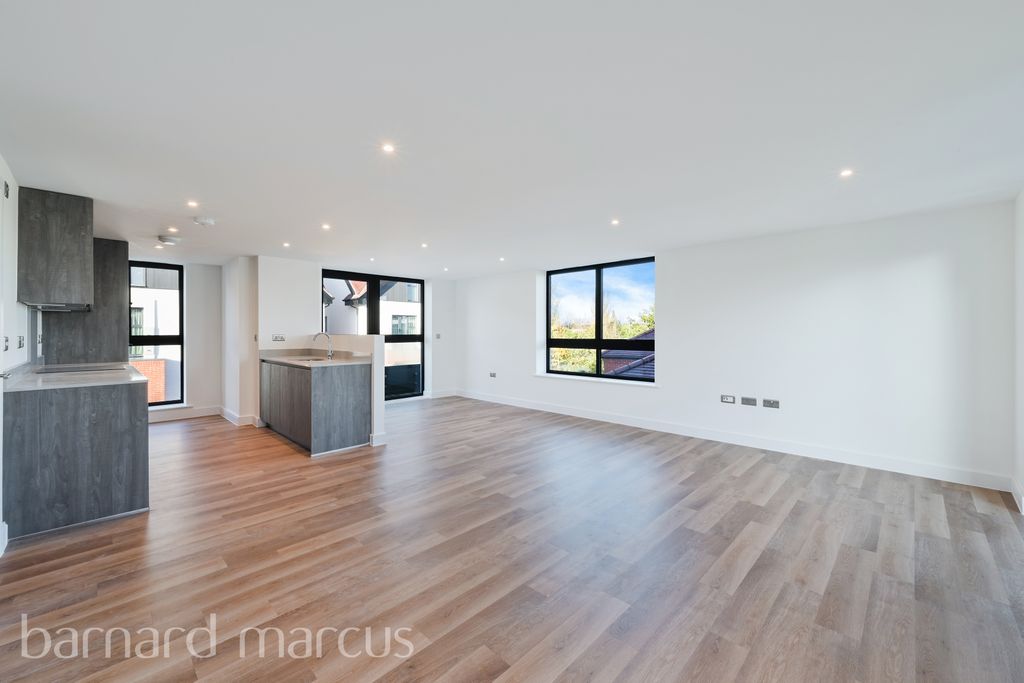 Property photo 1 of 8 Living Room