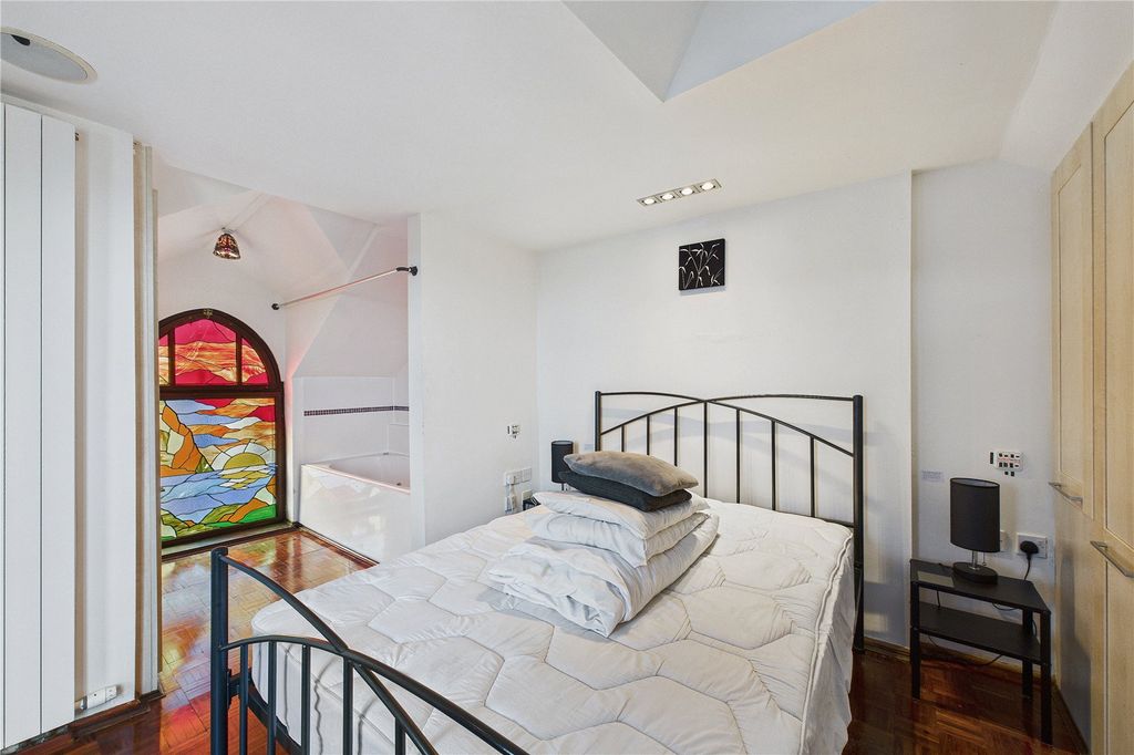 Property photo 3 of 11 Picture No. 07