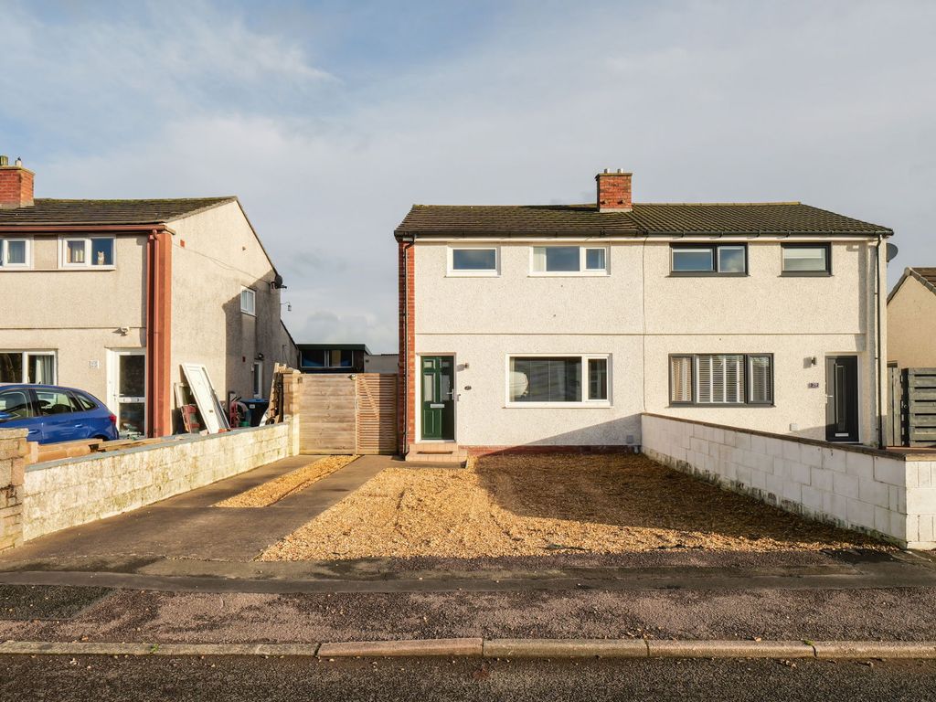 Property photo 2 of 26