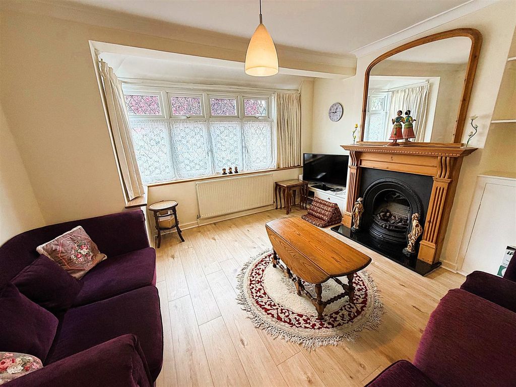 Property photo 3 of 12 12.Jpg