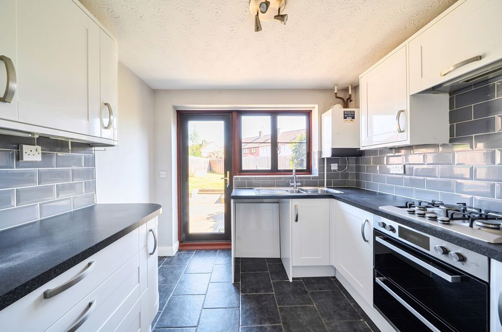 Property photo 2 of 21 5086016