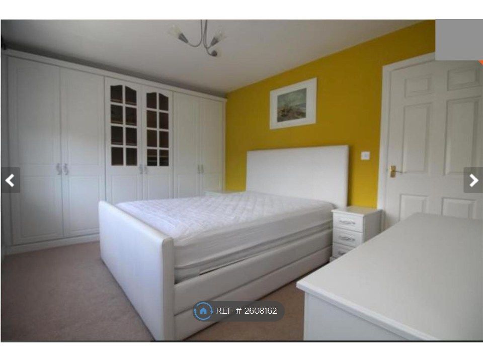 Property photo 2 of 15 Master Bedroom