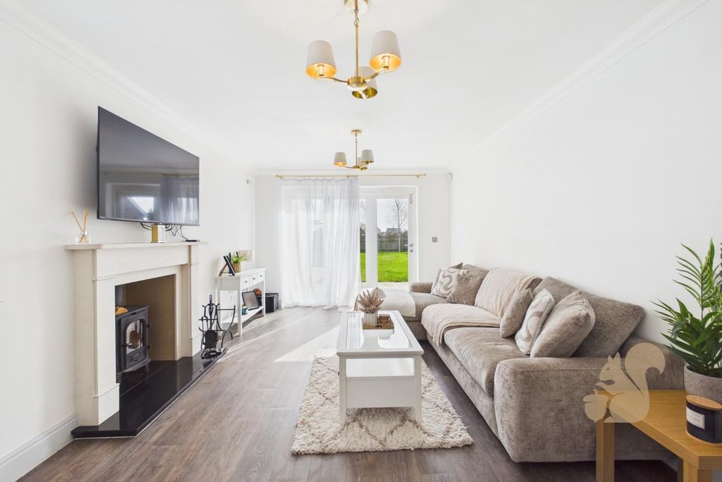 Property photo 2 of 18 Cam01254G0-Pr0425-Still004.Jpg