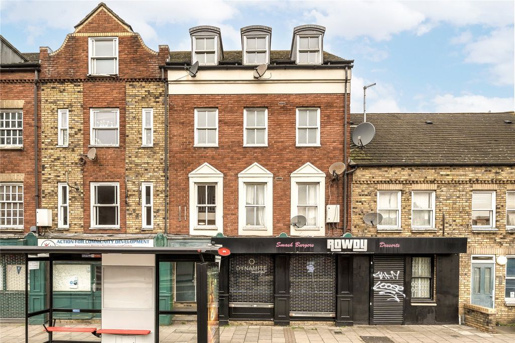 Property photo 3 of 6 Exterior