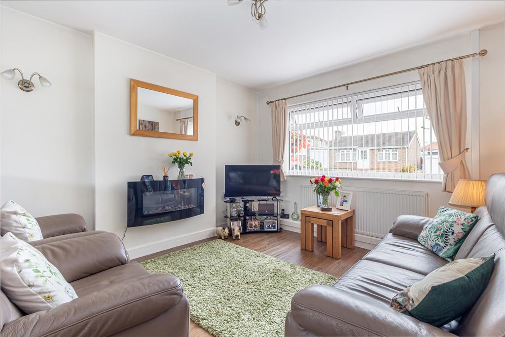 Property photo 3 of 18 Living-Room-1.Jpg